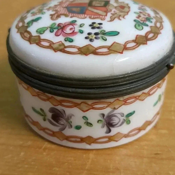 Edme  Samson porcelain ring box - Picture 2 of 7